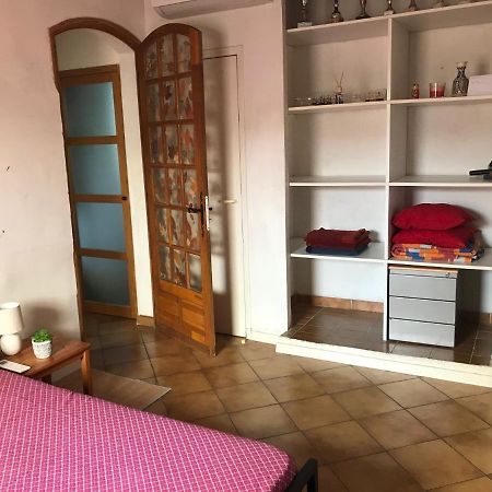 Chambre Climatisee Avec Sdb Privee Dans Une Villa Avec Piscine Ouverte D'Avril A Mi Octobre Μασσαλία Εξωτερικό φωτογραφία