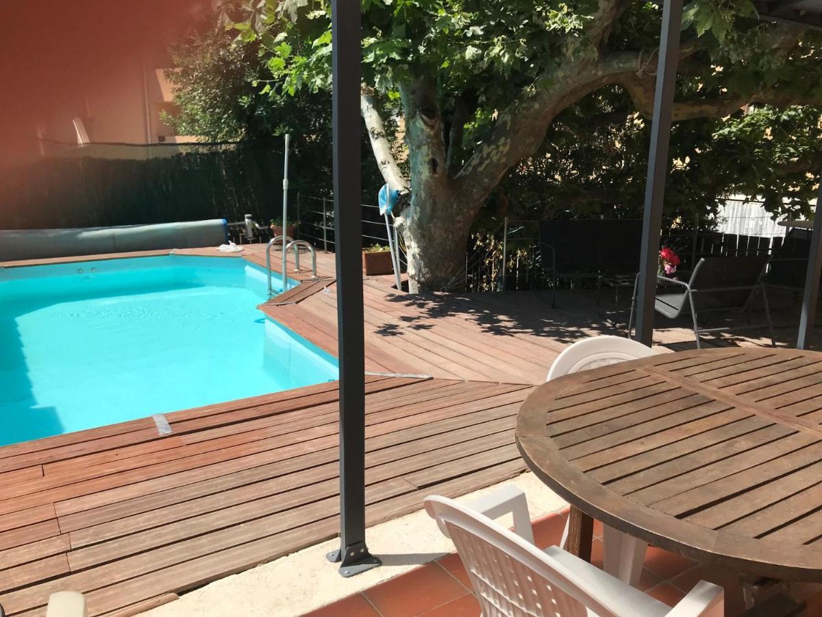 Chambre Climatisee Avec Sdb Privee Dans Une Villa Avec Piscine Ouverte D'Avril A Mi Octobre Μασσαλία Εξωτερικό φωτογραφία